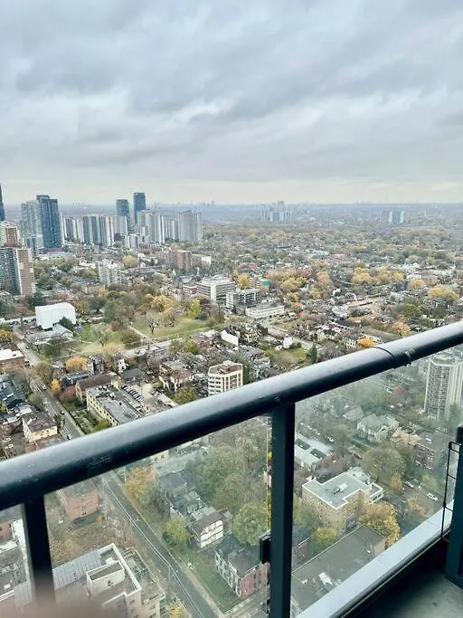 Apartment Cozy Condo Near Eatoncentre Mall Toronto